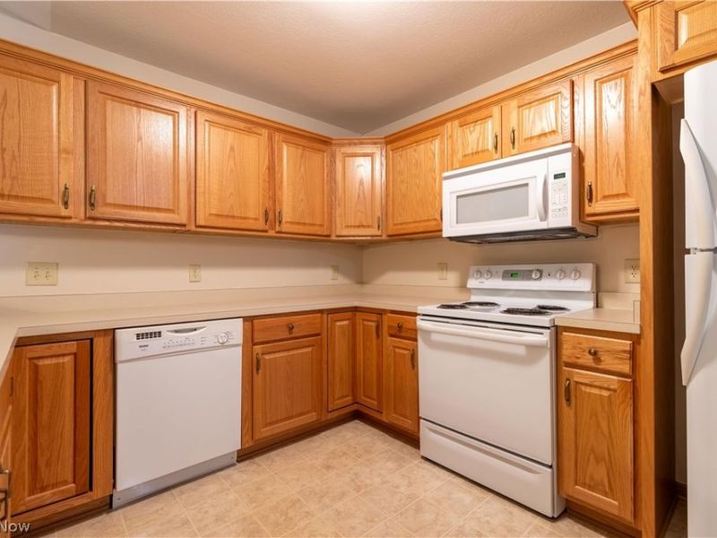 2450 Wright State Drive SE, Massillon, OH 44646 Photo 18