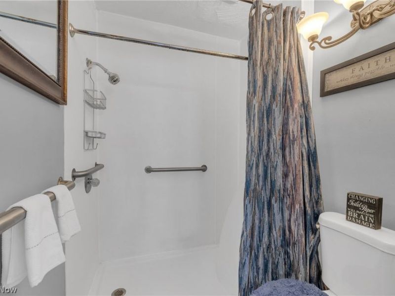 509 Storer Avenue, Akron, OH 44320 Photo 13