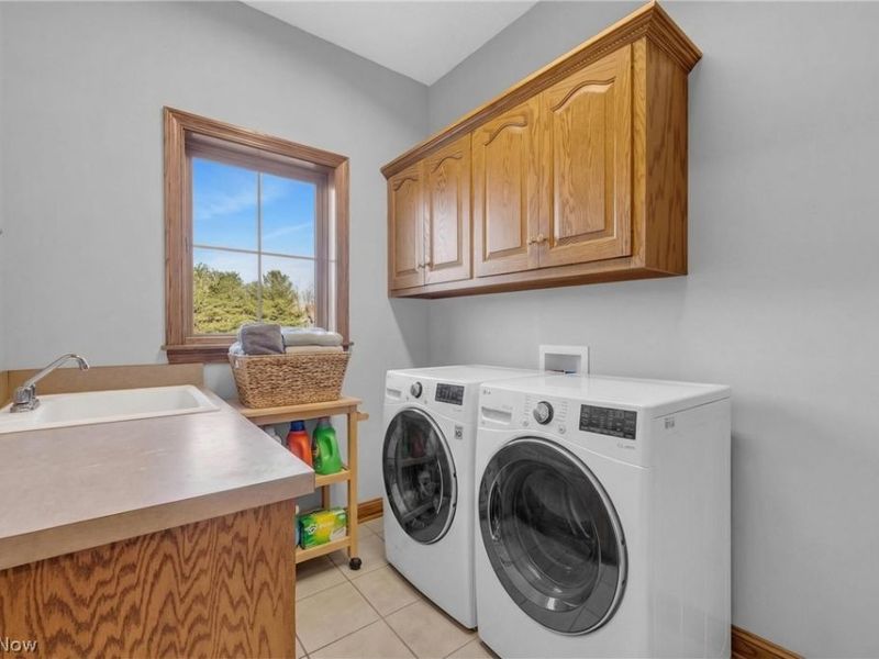 24235 Ridge Road , East Rochester, OH 44625 Photo 18