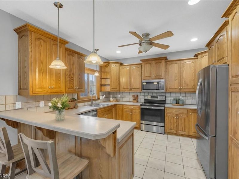 24235 Ridge Road , East Rochester, OH 44625 Photo 4