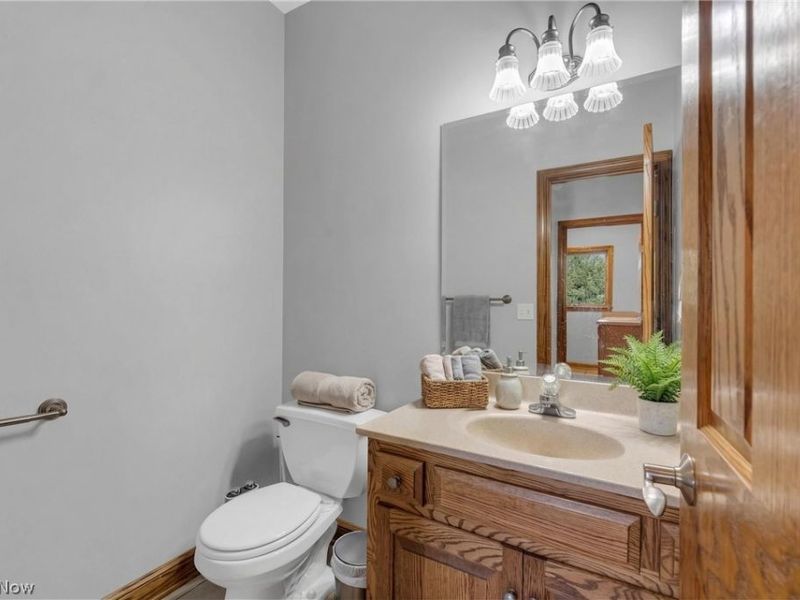 24235 Ridge Road , East Rochester, OH 44625 Photo 8