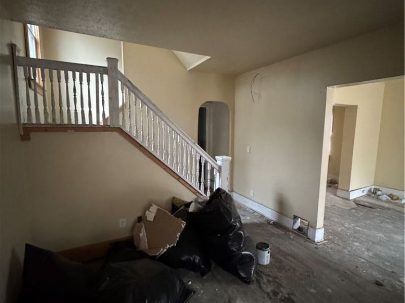 563 E 103rd Street , Cleveland, OH 44108 Photo 11