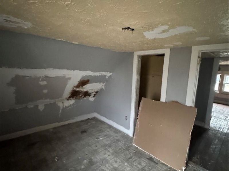 563 E 103rd Street , Cleveland, OH 44108 Photo 26