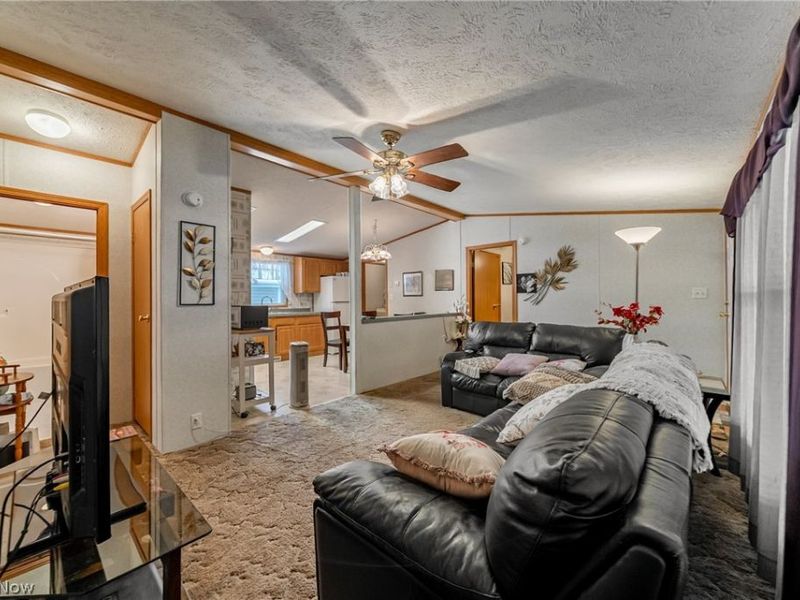 2700 Brookpark Road, Unit 513, Cleveland, OH 44134 Photo 9