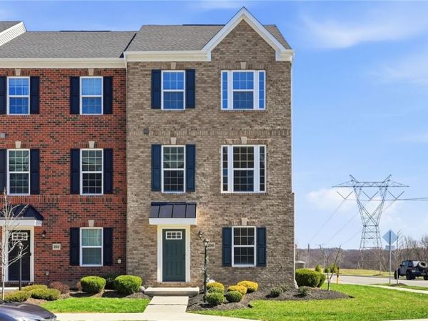 200 Amon St, Cranberry Twp, PA 16066