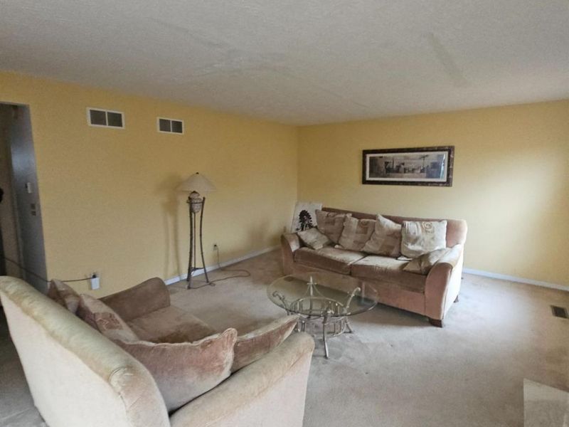 3340 Brodbeck Place, Cincinnati, OH 45211 Photo 3