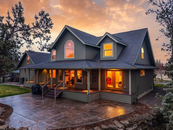 4690 W Antler Avenue, Redmond, OR 97756