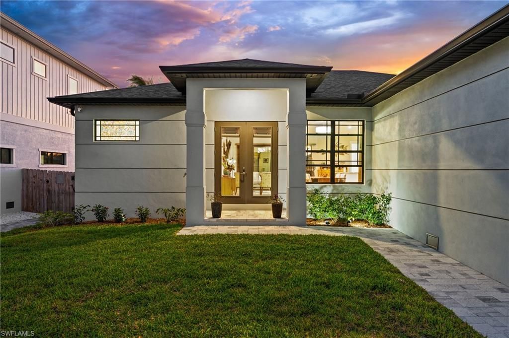 2443 Carambola Ln, Saint James City, FL 33956 Photo