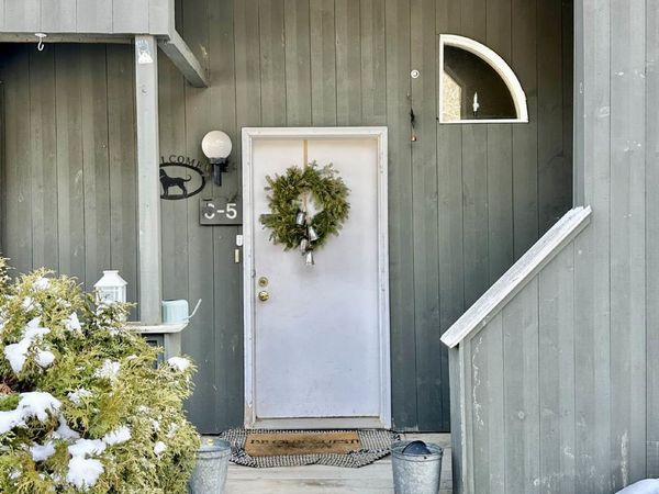 43 Tenney Brook Road, Unit 5, Plymouth, NH 03264