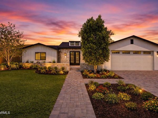 4348 E MITCHELL Drive, Phoenix, AZ 85018