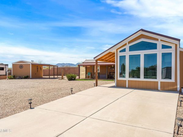 1915 W CASA DEL RIO Drive, Unit 7, Benson, AZ 85602