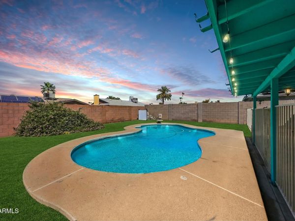 3916 W WOOD Drive, Phoenix, AZ 85029