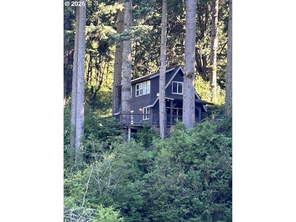3747 S Ten Mile Lake, Lakeside, OR 97449