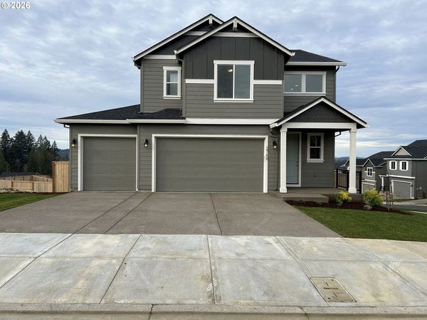 1107 NE WILDWOOD DR, Unit 211, Estacada, OR 97023