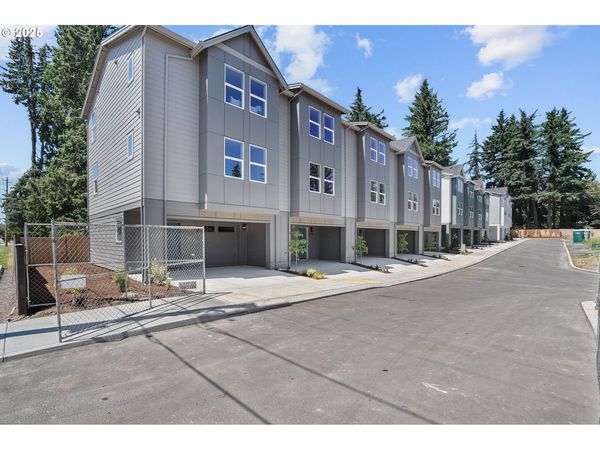 15147 E Burnside ST, Portland, OR 97233