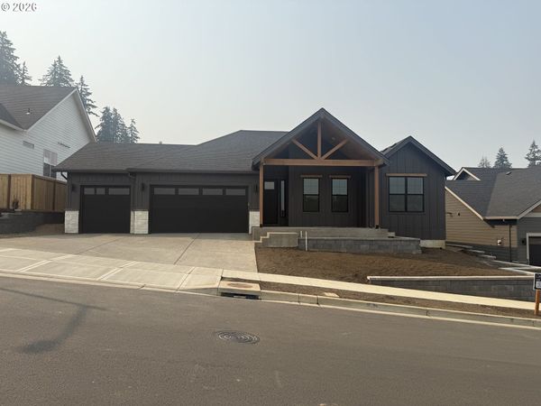 14902 Pomidor PL, Oregon City, OR 97045