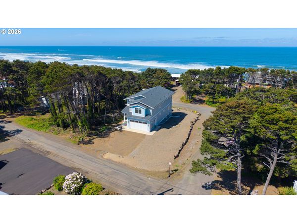 6785 GLEN AVE, Gleneden Beach, OR 97388
