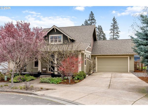 913 FALCON CT, Hood River, OR 97031