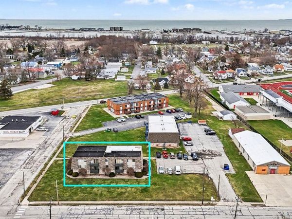 630 W 6th Street, Port Clinton, OH 43452