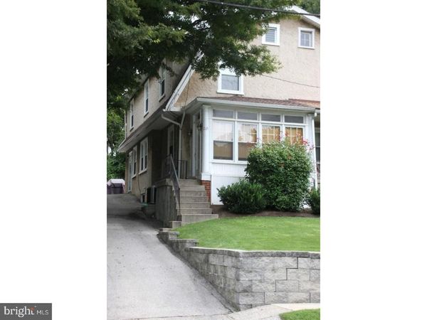 215 N ABERDEEN AVENUE, WAYNE, PA 19087