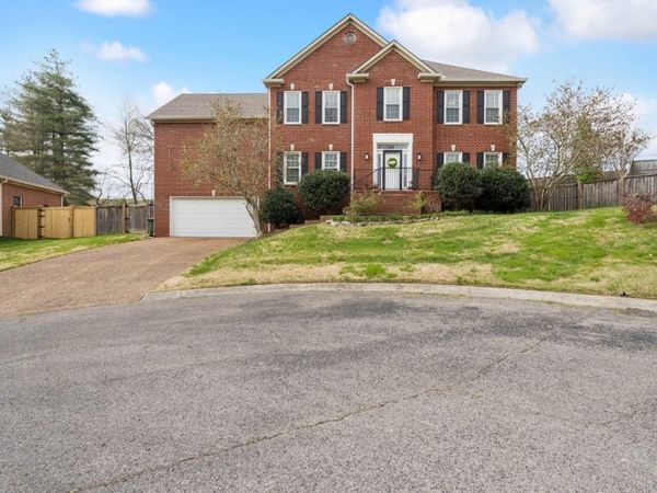 909 Deer Pointe Ct , Nashville, TN 37221