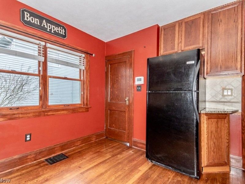 1383 Churchill Road, Lyndhurst, OH 44124 Photo 14