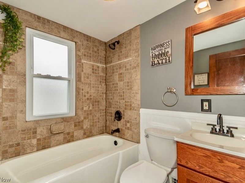 1383 Churchill Road, Lyndhurst, OH 44124 Photo 20