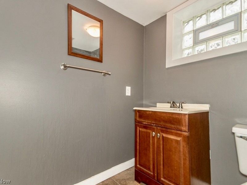 1383 Churchill Road, Lyndhurst, OH 44124 Photo 32