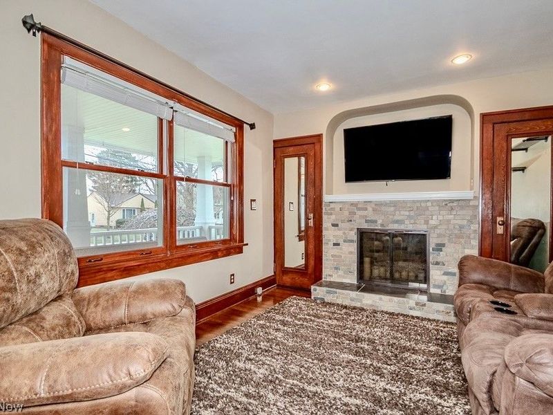 1383 Churchill Road, Lyndhurst, OH 44124 Photo 5