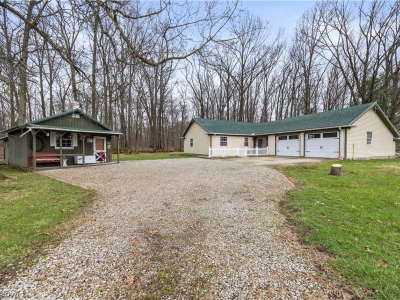 11923 Green Road, Wakeman, OH 44889 Photo 3