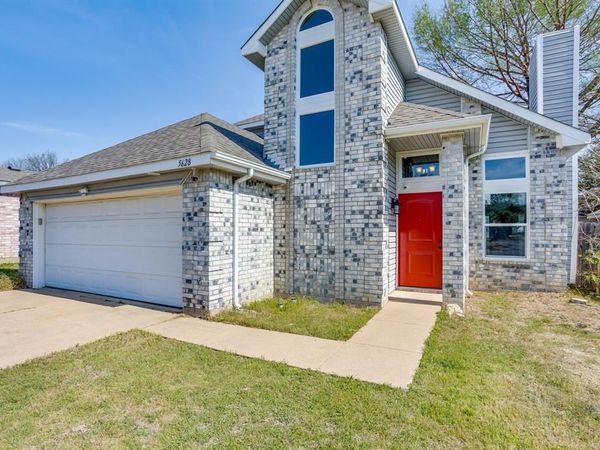5628 Shady Springs Trail , Fort Worth, TX 76179