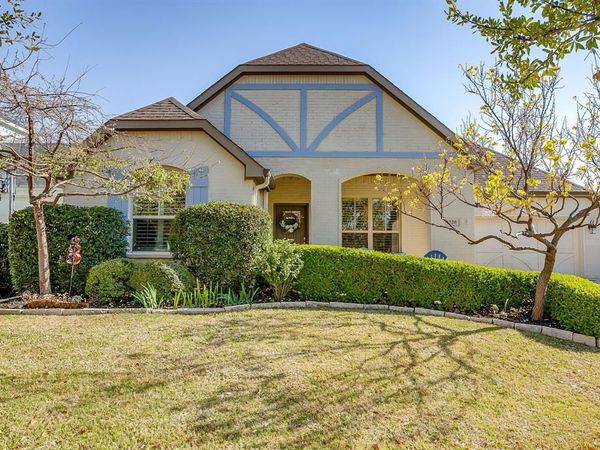 220 Parkview Drive , Aledo, TX 76008