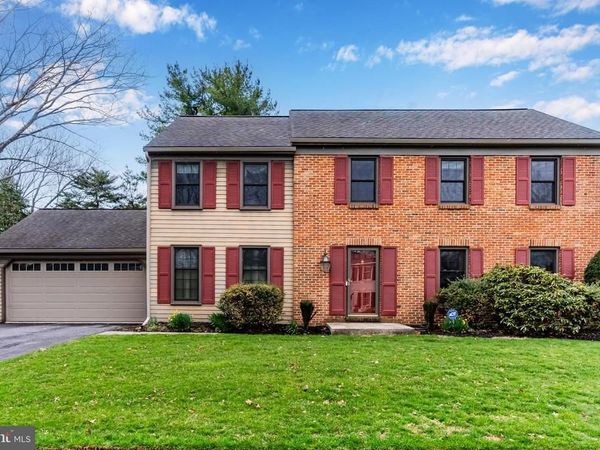 6334 PENNSBORO DRIVE, MECHANICSBURG, PA 17050