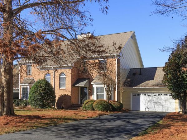 1006 Southbridge Lane, Chattanooga, TN 37405