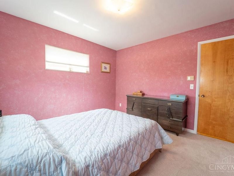 3323 Bellehaven Court, Green Township, OH 45248 Photo 13