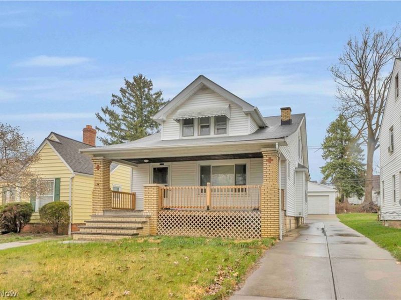 9705 S Highland Avenue, Garfield Heights, OH 44125 Photo 2