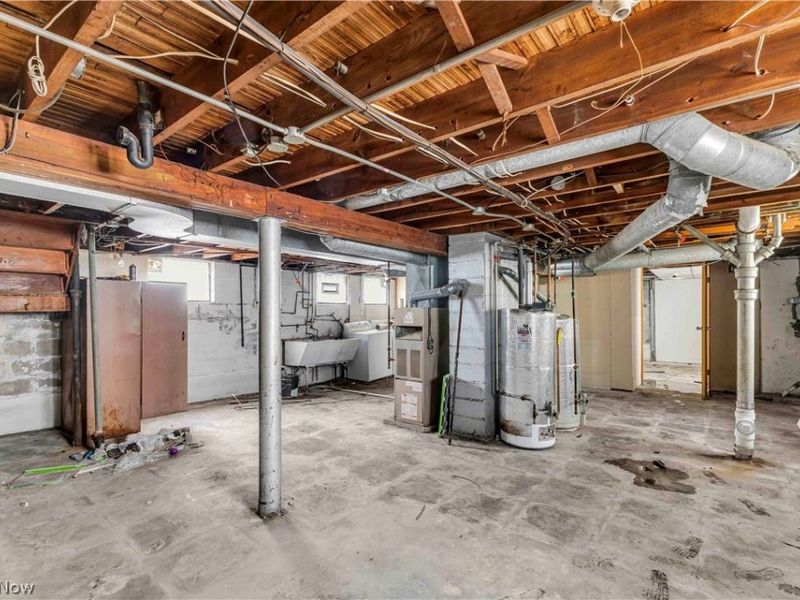 9705 S Highland Avenue, Garfield Heights, OH 44125 Photo 25