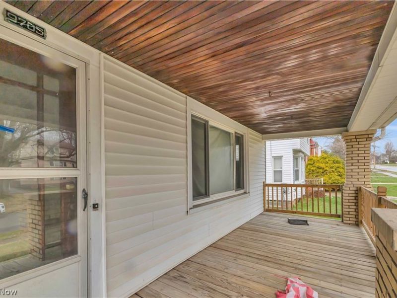 9705 S Highland Avenue, Garfield Heights, OH 44125 Photo 3