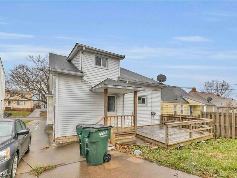 9705 S Highland Avenue, Garfield Heights, OH 44125 Photo 30