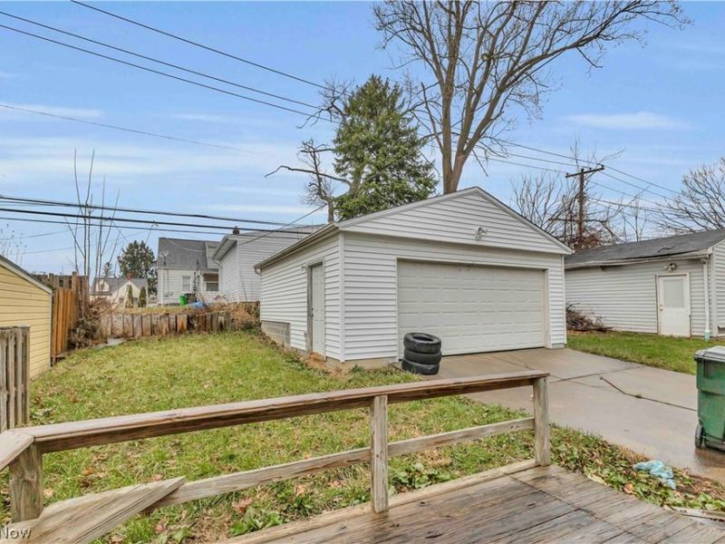 9705 S Highland Avenue, Garfield Heights, OH 44125 Photo 31