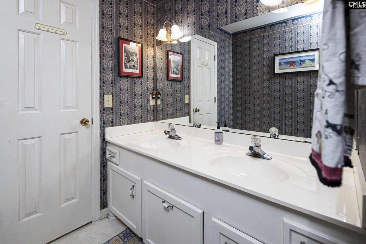 113 Rolling Hills Lane Photo 34