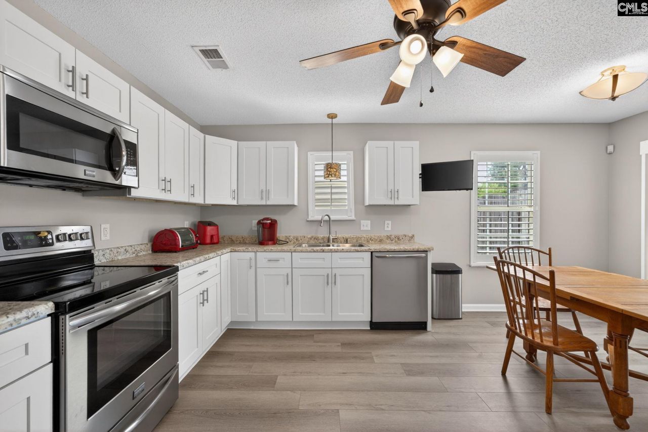 201 Chapelwood Drive Photo 11