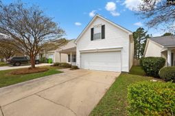 201 Chapelwood Drive photo 4