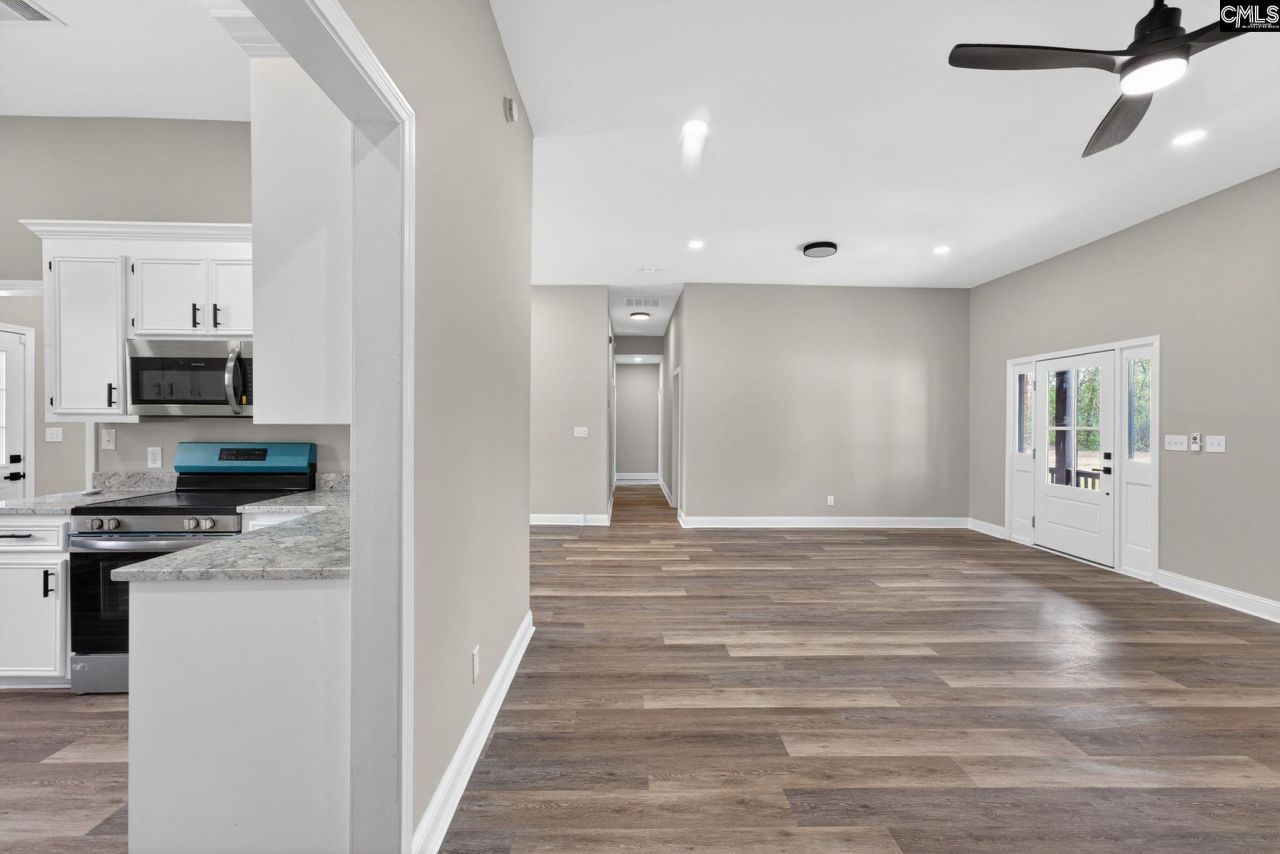 109 Goodwin Way  Photo 10