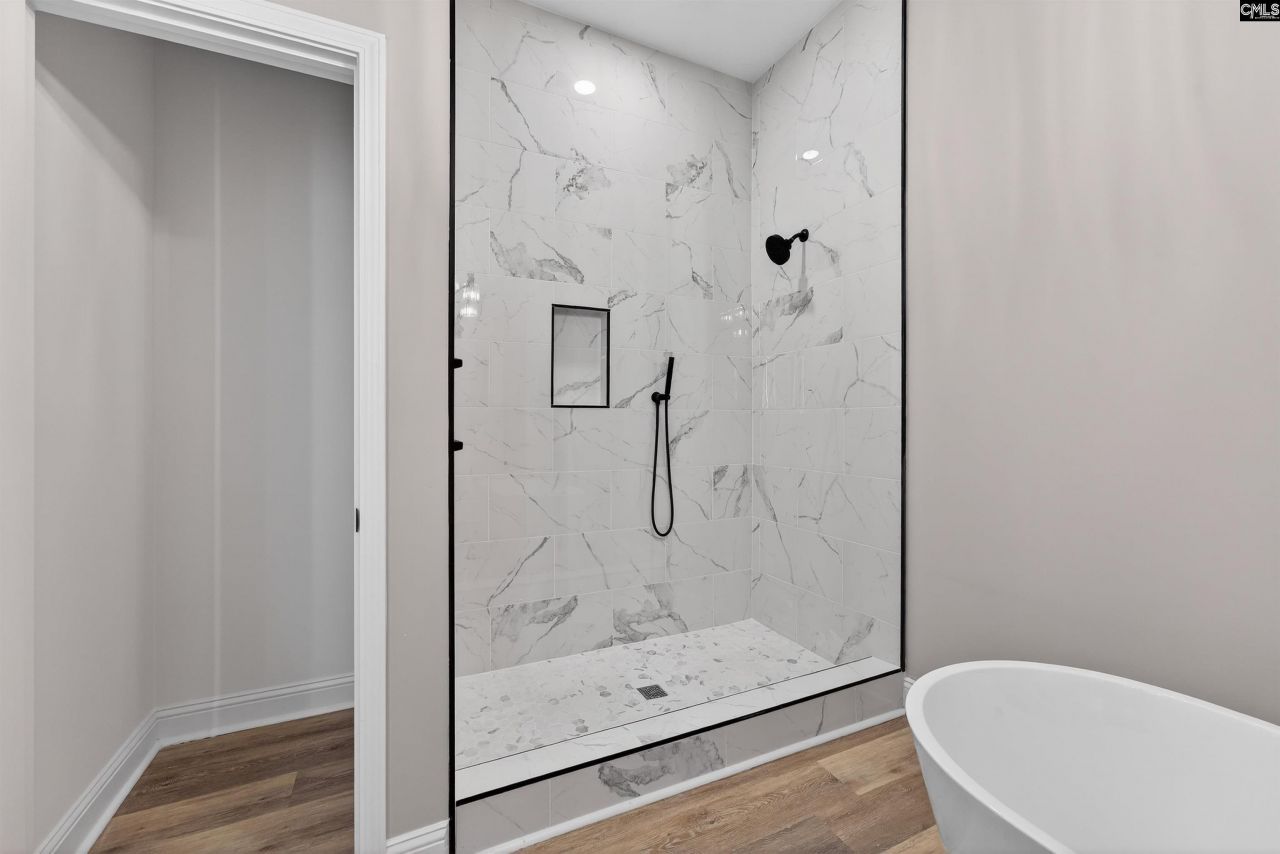 109 Goodwin Way  Photo 5