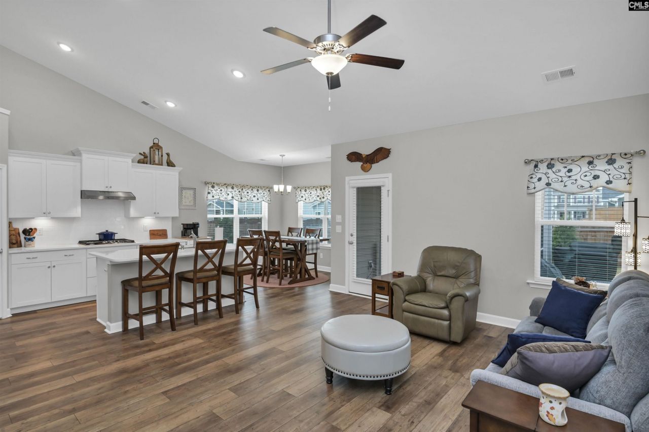 619 Hiawatha Drive Photo 19