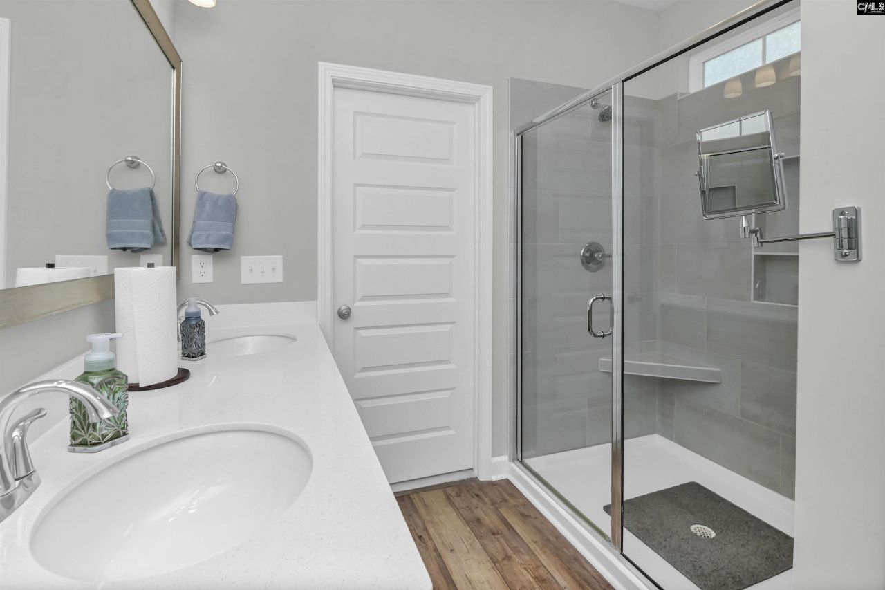 619 Hiawatha Drive Photo 24