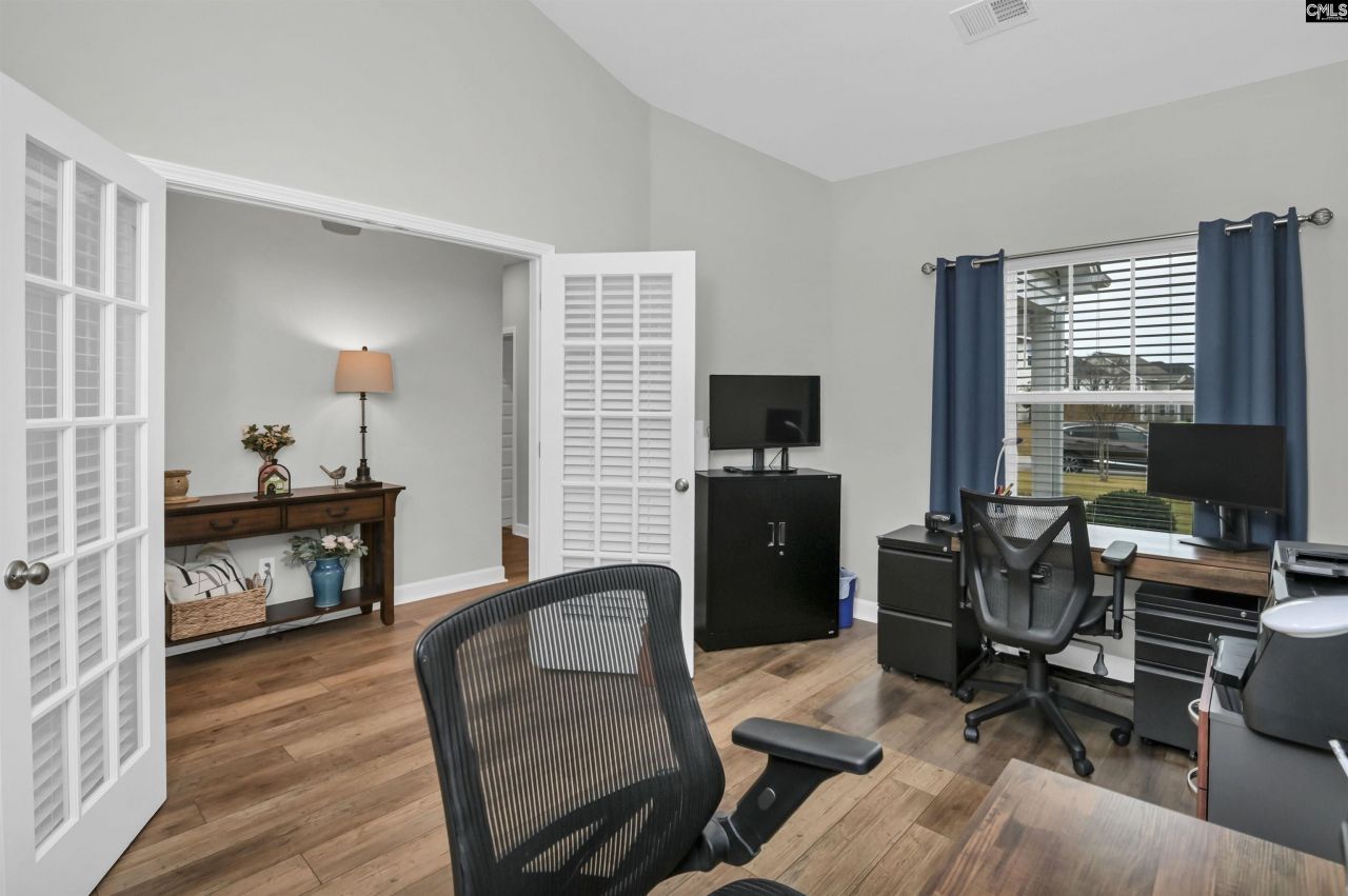 619 Hiawatha Drive Photo 7