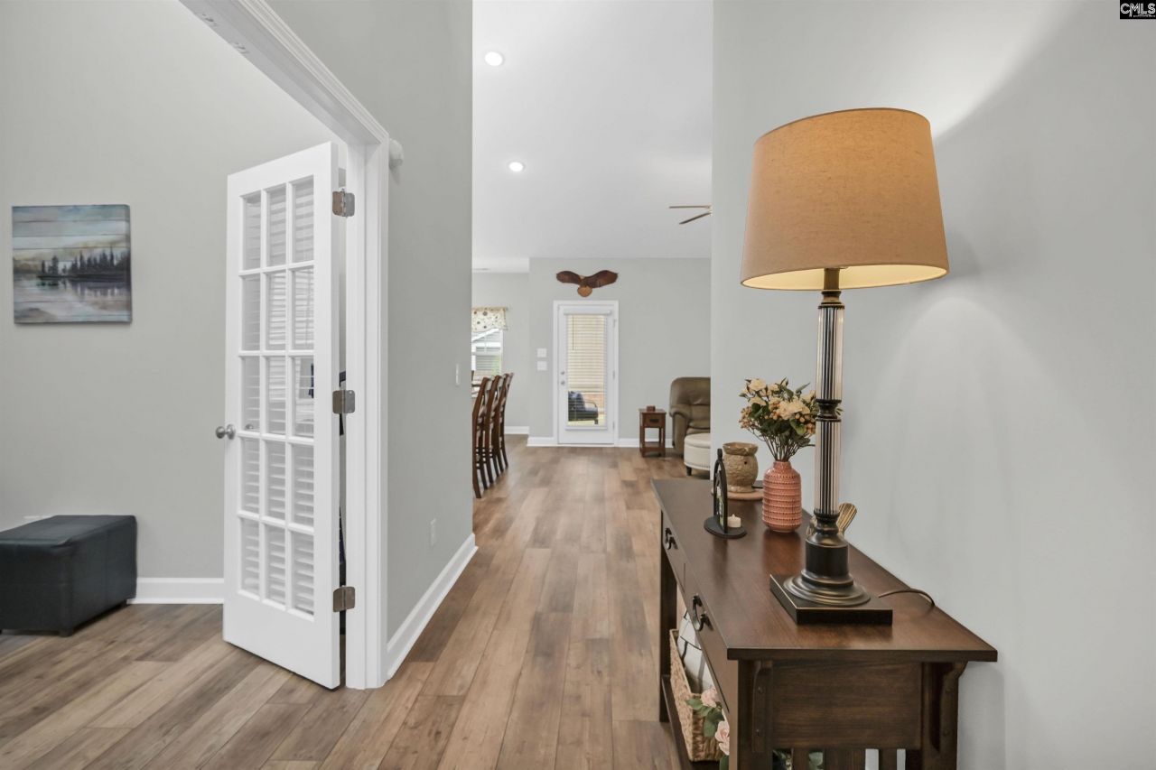 619 Hiawatha Drive Photo 8