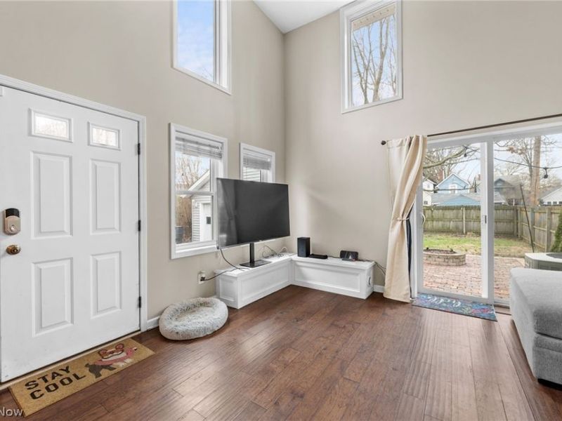 1916 W 44th St, Cleveland, OH 44113 Photo 14